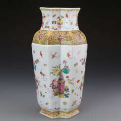 Qing-Dynastie, Qianlong-Pastell-Fushou-Muster Doppel-Flasche