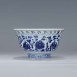 Ming Dynasty Blue and white porcelain hand cup - фото 3
