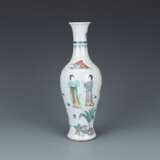 Qing Dynasty Colorful figure painting Olive bottle - фото 1