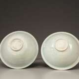 A pair of small white glaze bowls in the Song Dynasty - Foto 2
