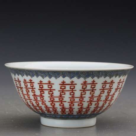 Qing Dynasty pastel double happiness porcelain bowl - фото 7