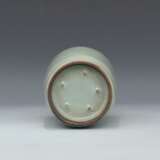 Song Dynasty Official kiln Green glaze Round bottle - photo 4