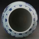 Qing Dynasty blue and white porcelain character story jar - photo 9