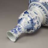 A blue and white double gourd vase - Foto 4