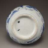 A blue and white double gourd vase - фото 5