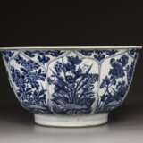 A large blue and white 'floral' bowl - фото 7