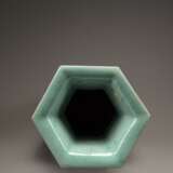 Republic of China pastel hexagonal porcelain vase - фото 5