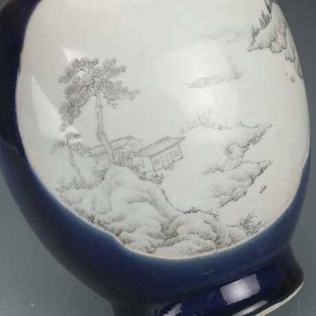 Qing Dynasty Qianlong blue glaze ink color landscape beast ear bottle - photo 5