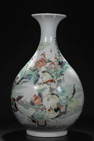 Colorful glaze Beijing opera characters porcelain bottle in the Qing Dynasty - photo 7
