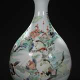 Colorful glaze Beijing opera characters porcelain bottle in the Qing Dynasty - фото 7