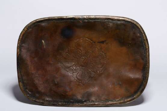 Qing Dynasty Copper gilt God of wealth Sitting image - фото 9