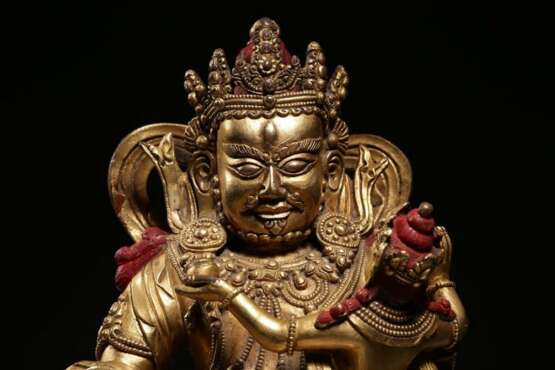 Qing Dynasty Copper gilt God of wealth Buddha statue - фото 2