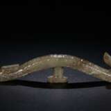 Han Dynasty Hetian green Jade Dragon head Jade belt buckle - фото 4