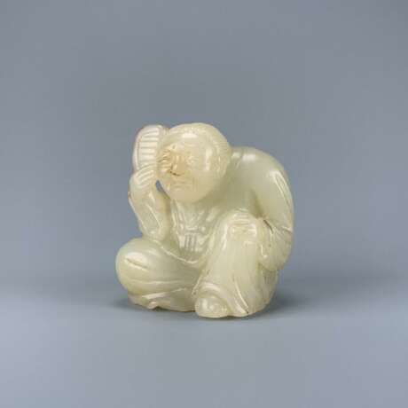 Qing Dynasty Hetian jade Carving Paper town - photo 2