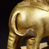 A Pair of copper gilt elephants in the Qing Dynasty - photo 7