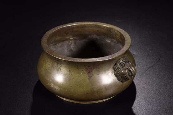 18th century Qing Dynasty copper lion ear incense burner - фото 4