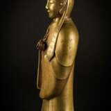 Qing dynasty bronze gilt monk statue - Foto 6
