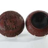 A Chinese cinnabar lacquer circular box and cover - Foto 4