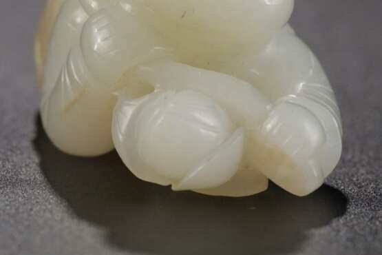 Qing Dynasty Hetian white jade carving boy - photo 6