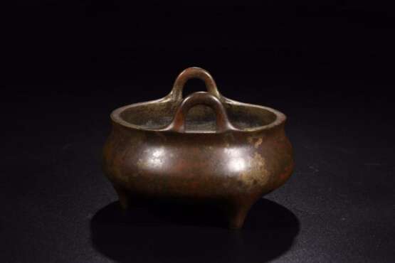 Xuande three-legged copper incense burner in the Ming Dynasty - Foto 2