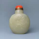 China Qing Dynasty Hetian jade Carving snuff bottle - фото 2