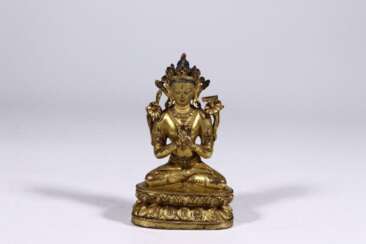 Qing Dynasty bronze gilt Buddha statue