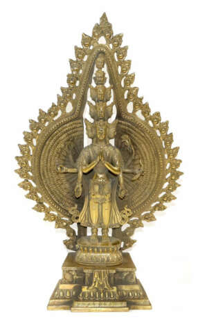 Sahasrabhuja Avalokitesvara. - photo 1