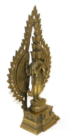 Sahasrabhuja Avalokitesvara. - photo 2