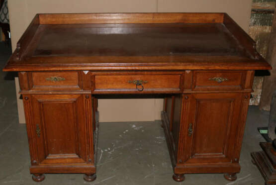 Schreibtisch um 1900. - photo 3