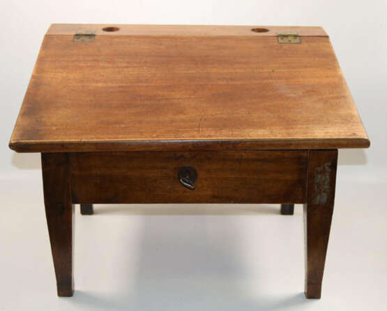 Tischpult, Reiseschreibtisch. - photo 1