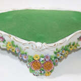 Figürliche Porzellanuhr. - photo 5