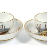 2 Tassen und Untertassen mit Inselmalerei. - photo 1