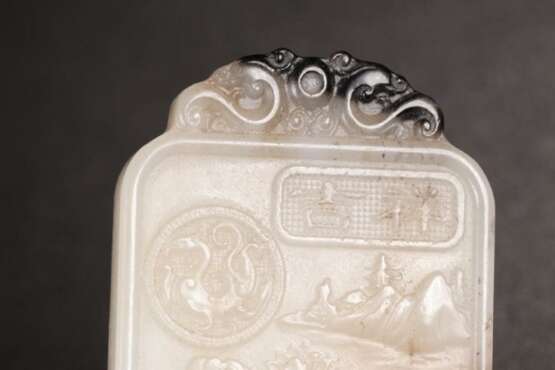 18th Century Hetian white jade Mountain Water Buddha Pattern Pendant - Foto 8
