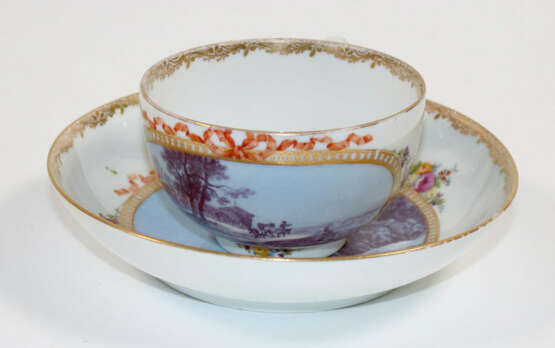 Marcolini-Tasse mit Untertasse - photo 1