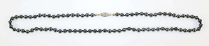 Onyx- und Hämatitkette. - Foto 1