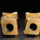 Qing Dynasty Royal Copper gilt Pair of ornamental bottles - Foto 4