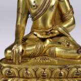 18th century copper gilt sakyamuni Buddha statue - photo 3