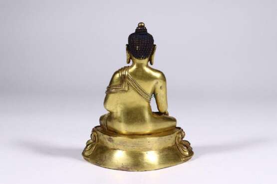 18th century copper gilt sakyamuni Buddha statue - photo 7