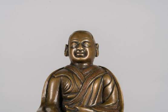 14th Century Tibetan Bronze Lama Buddha Statue - photo 2