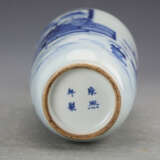 Qing Dynasty blue and white porcelain character story stick bottle - Foto 6