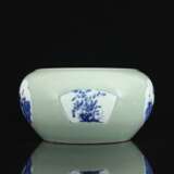 Qing Dynasty green glaze Flower and bird pattern Narcissus Pot - Foto 5