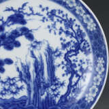 Qing Dynasty Blue and White Porcelain Pine Bamboo plum plate - Foto 4