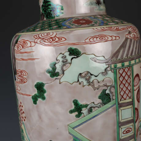 Colorful glazed character story porcelain bottle in the Qing Dynasty - фото 10