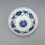 Ming Dynasty Blue and white Sunflower pattern tea bowl - фото 4