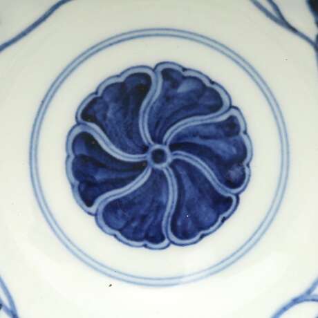 Ming Dynasty Blue and white Sunflower pattern tea bowl - фото 5
