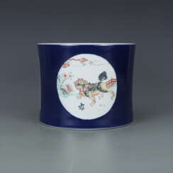 Qing Dynasty Blue Glaze Kirin Pattern Pen Container