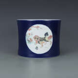 Qing Dynasty Blue Glaze Kirin Pattern Pen Container - Foto 1