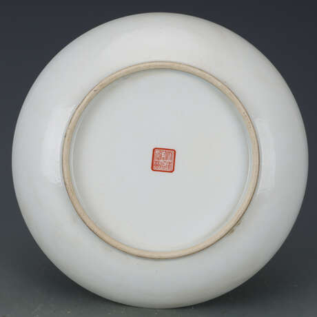 Qing Dynasty pastel glaze character story porcelain plate - фото 9