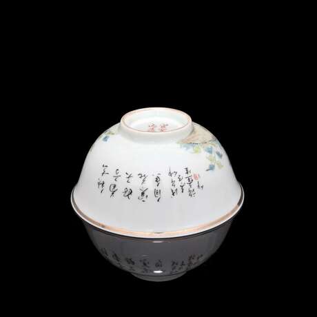 Qing Dynasty hand-painted pastel glaze flower and bird pattern tea bowl - фото 8