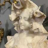 19th Century Bust of a Young Lady in White Marble by Flli Romanelli Marble 19th century - photo 8